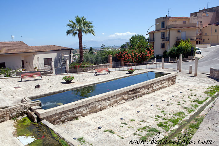 Арабский фонтан. Алькамо