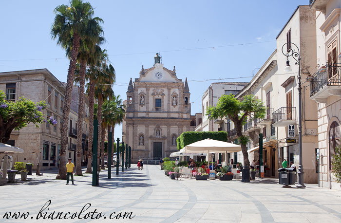 piazza Ciullo. Алькамо