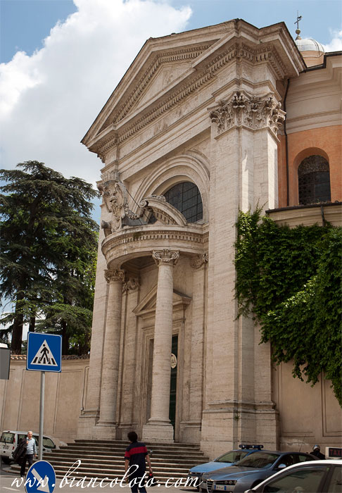 Церковь Святого Андрея на Квиринале