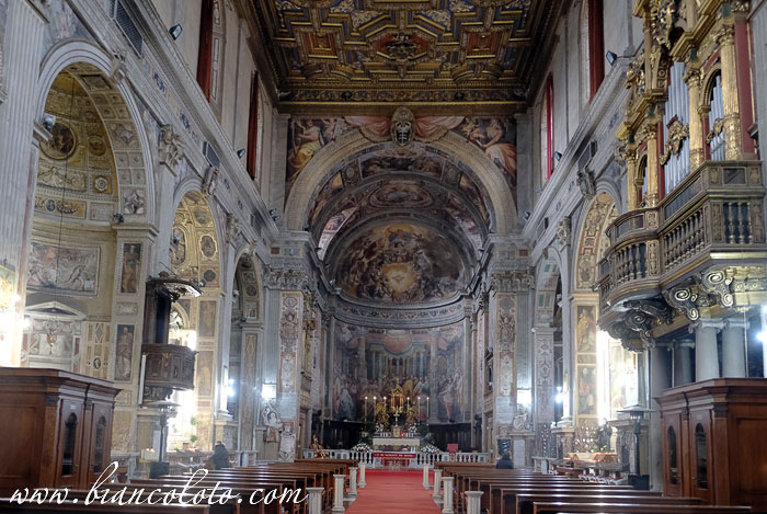 церковь Санто Спирито-ин-Сассия