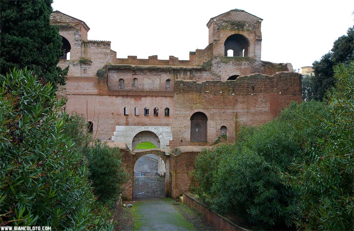 Ворота Асинара