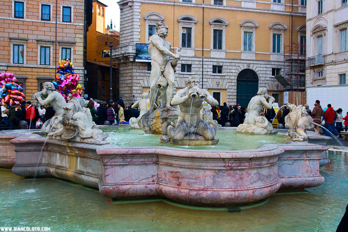 Фонтан Мавра, Рим, Италия