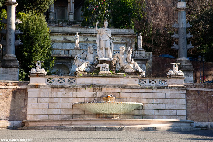 Площадь Пополо