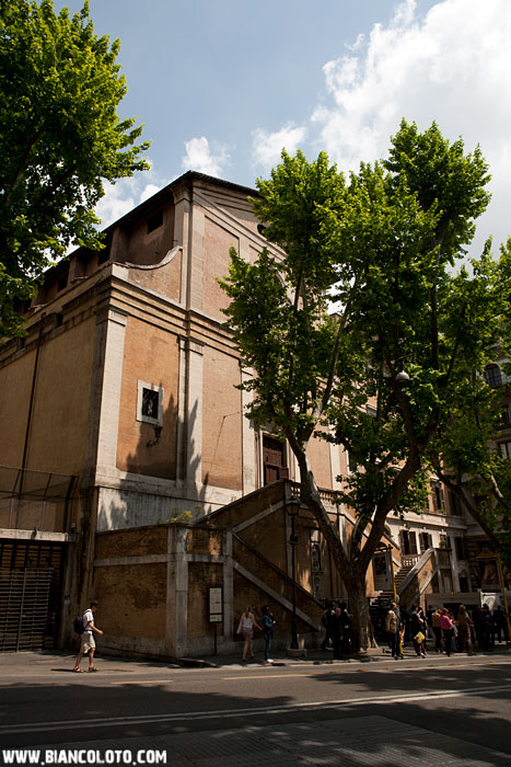 Церковь Санта-Мария-делла-Кончеционе