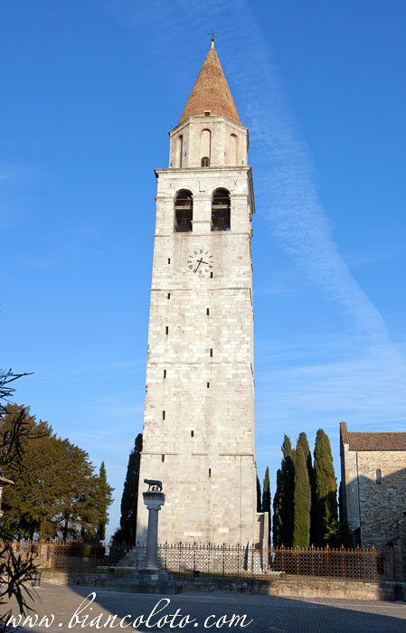 Колокольня. Аквилея (Aquileia)