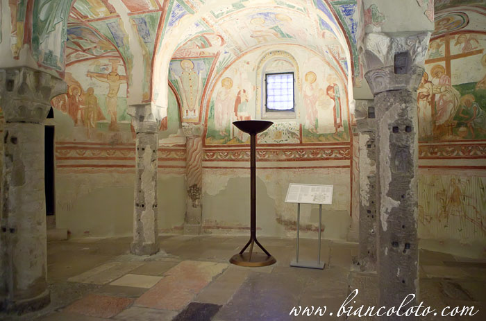 Крипта, покрытая фресками. Аквилея (Aquileia)
