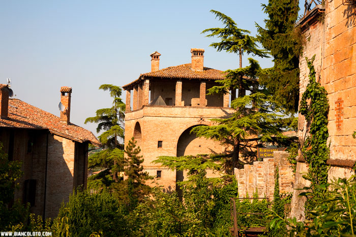 Замок Аркуато