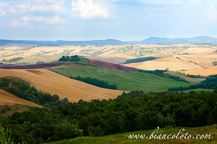 Ашьяно и аббатство Монте Оливето Маджоре.