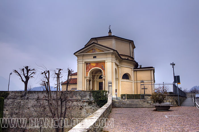 Сантуарий Мадонны Озер. Авильяна