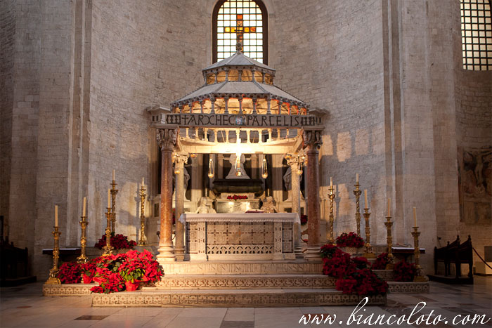 Базилика Святого Николая.  Бари