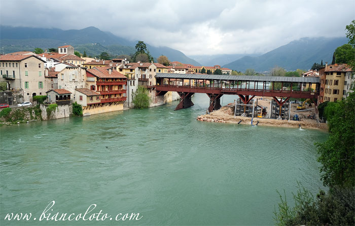 вид на Старый мост