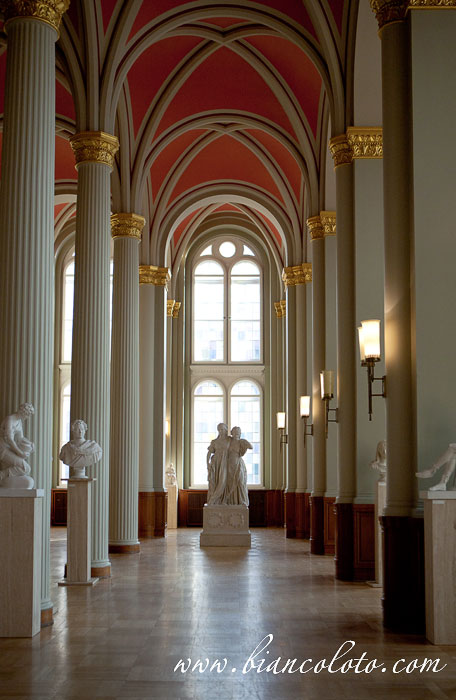 Красная ратуша, Берлин