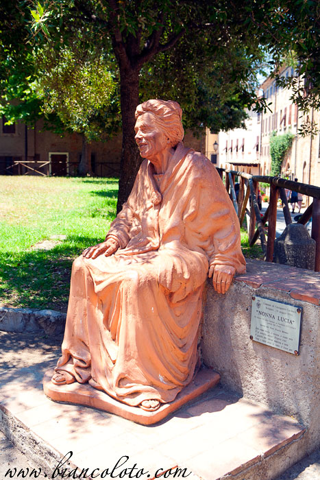 Бабушка поэта Кардуччи. Болгери. Тоскана. Италия