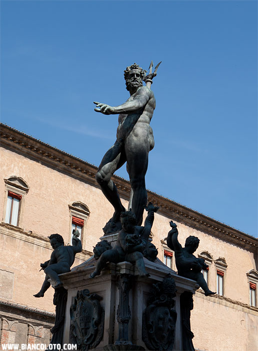 Болонья, фонтан Нептуна