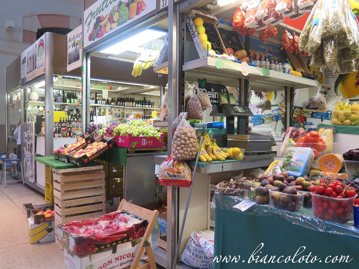 Шопинг в Болонье