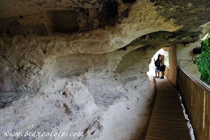 Скальный монастырь Аладжа