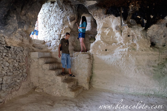 Скальный монастырь Аладжа