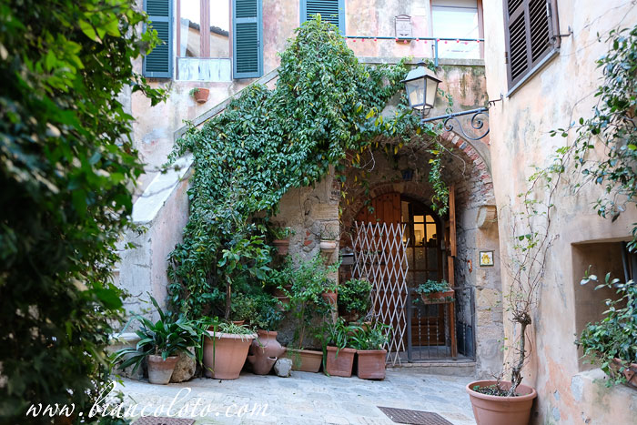 Капальбио (Capalbio)