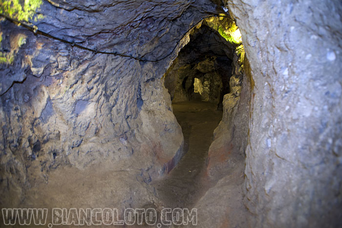 Подземный город Деринкую. Каппадокия. Турция.