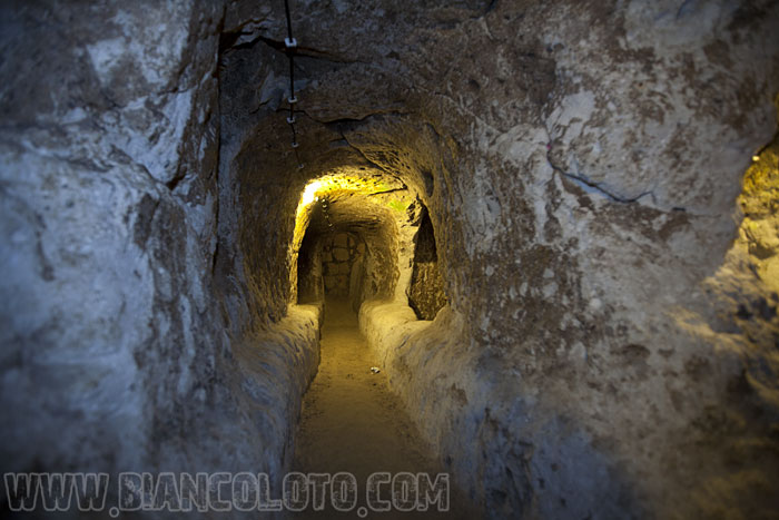 Подземный город Деринкую. Каппадокия. Турция.