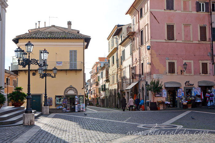 Улица. Кастель Гандольфо 