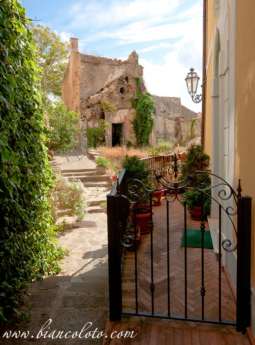 Кастеллабате