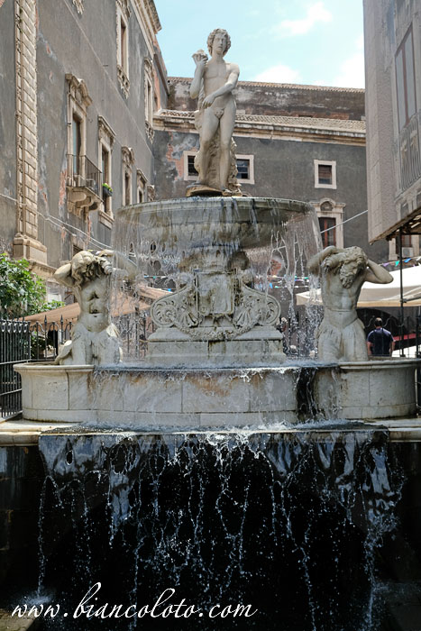 Фонтан Аменано. Катания