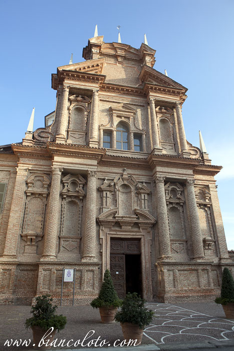 Сантуарий Мадонны дель Пополо. Кераско