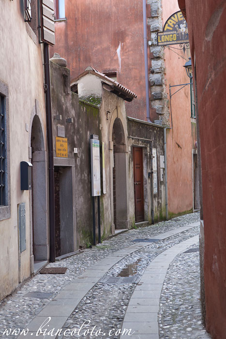 вход в кельтские катакомбы