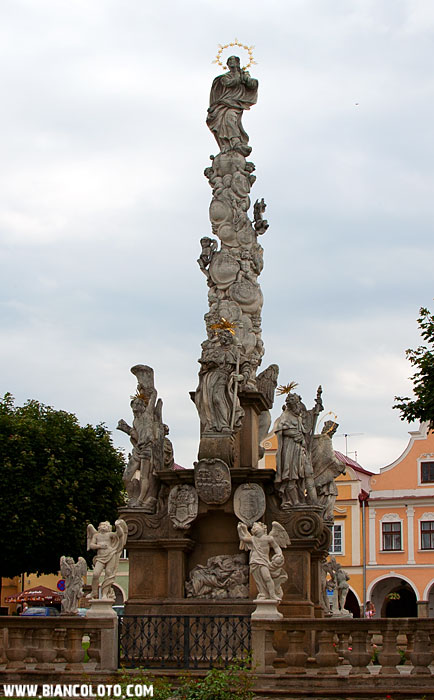 Марианская колонна. Тельч. Чехия.