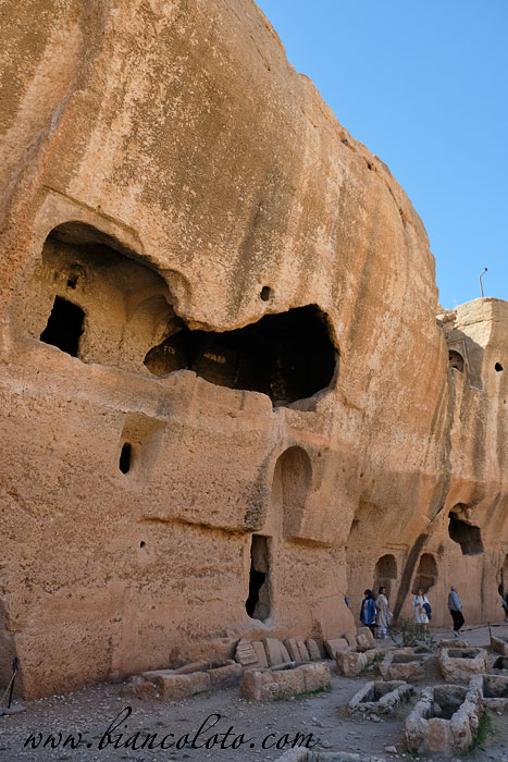 Гробница. Дара