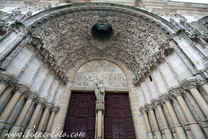 Фасад церкви Святого Михаила. Дижон