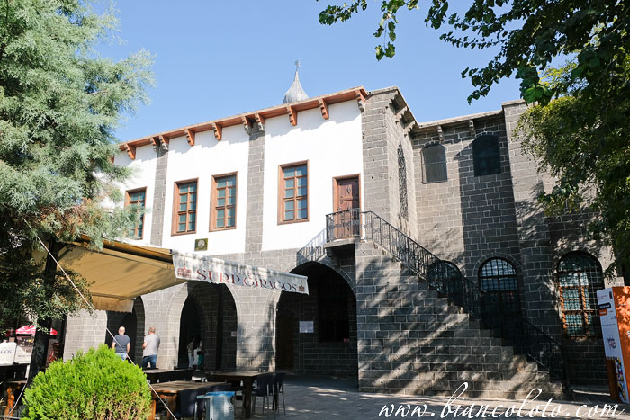 Армянская церковь Святого Киракоса. Диярбакыр