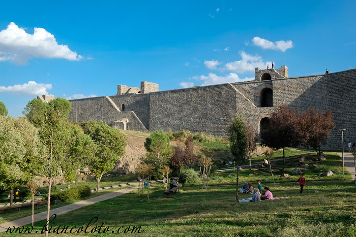 Крепостные стены. Диярбакыр