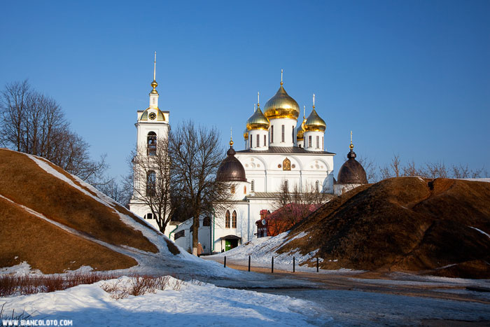 Успенский собор, Дмитровский Кремль