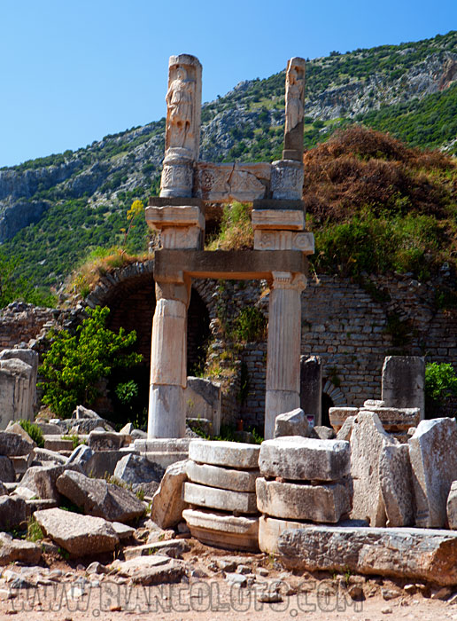 Храм Домициана.