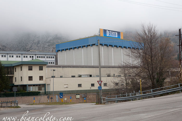 Фабрика De Cecco в Фара Сан Мартино