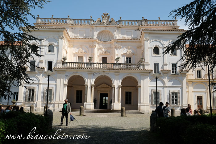 Вилла Фальконьери