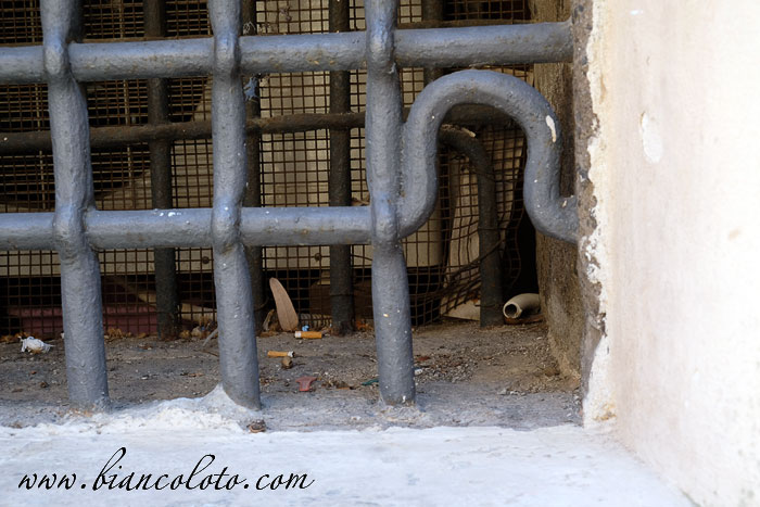 Отверстие для бутылки