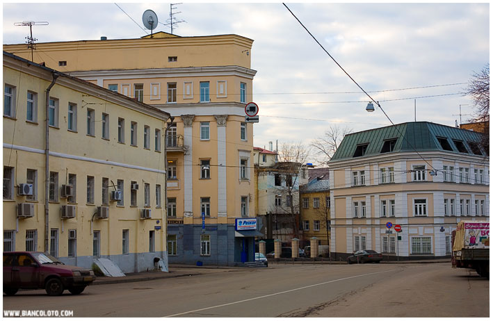 Хитровская площадь, Москва