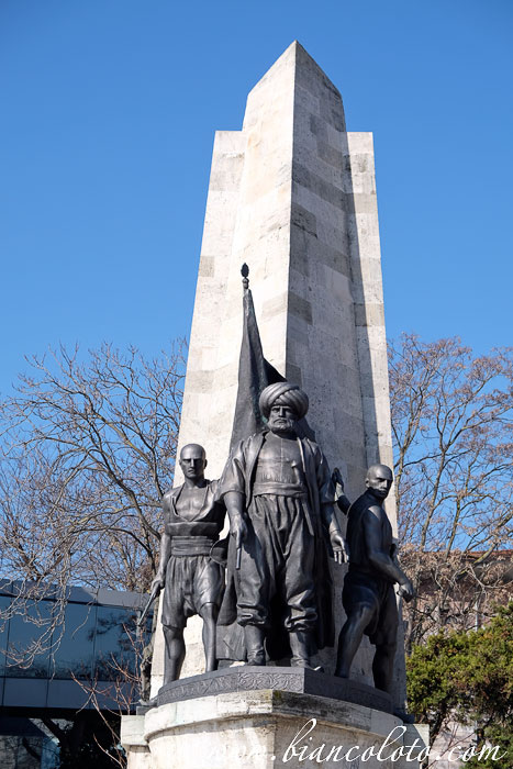 Памятник Хайреддина Барбароссы