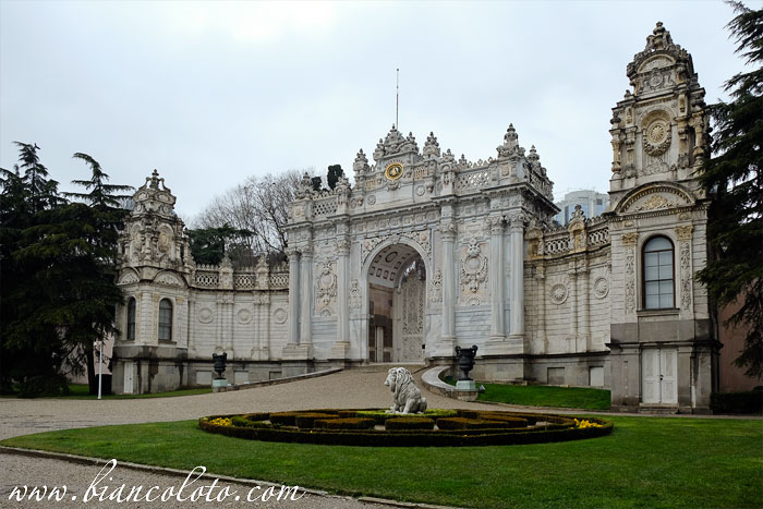 Долмабахче