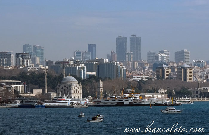 Мечеть Долмабахче