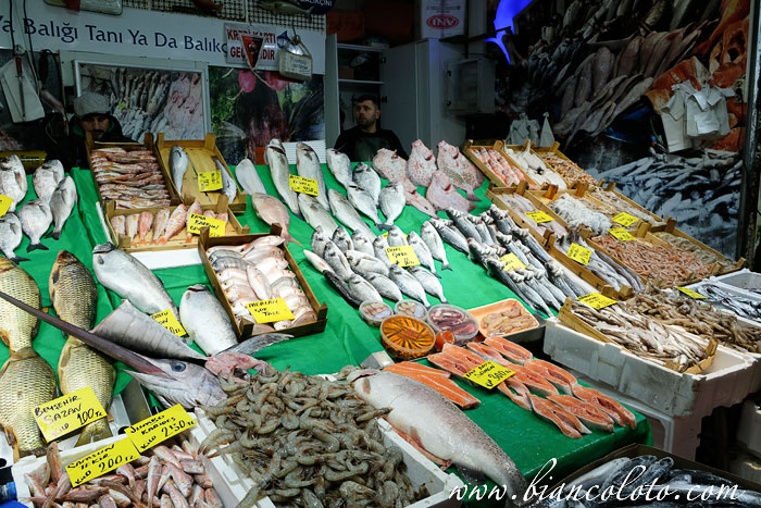 Рыбный рынок Каракей