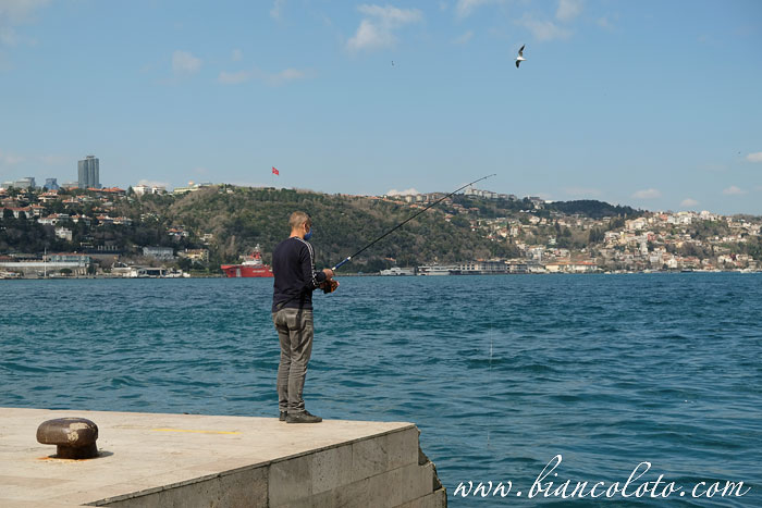 Рыбак в Бейлербейи 