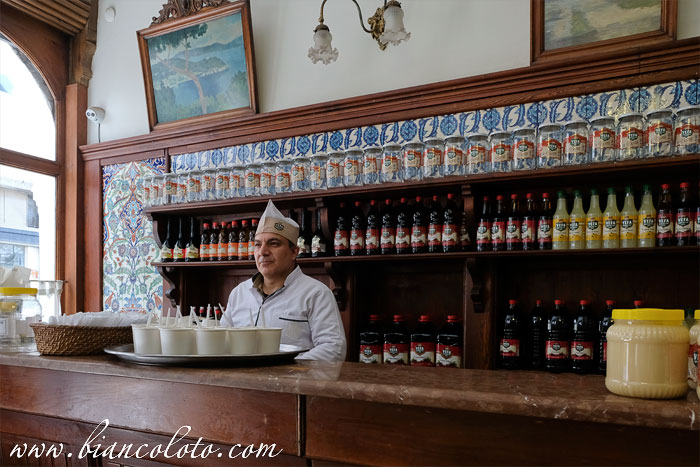 Боза в Стамбуле. Исторический магазин Vefa Bozacisi