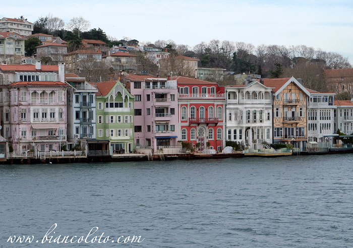 Самые красивые исторические особняки Стамбула на Босфоре 
