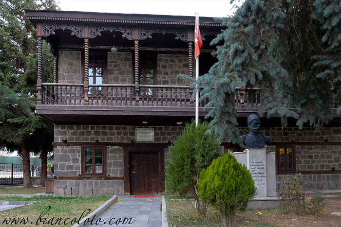 Османский особняк Гази Ахмета Мухтара-паши. Карс 