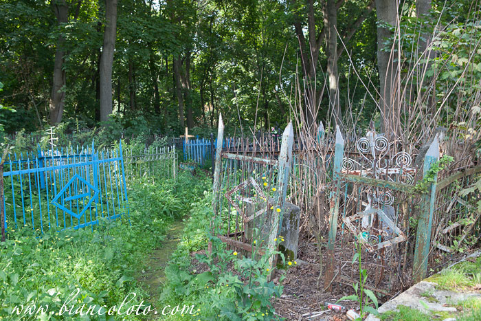 Старое кладбище