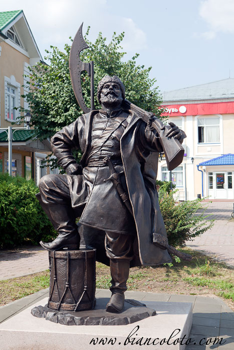 Памятник стрельцу. Кашира.